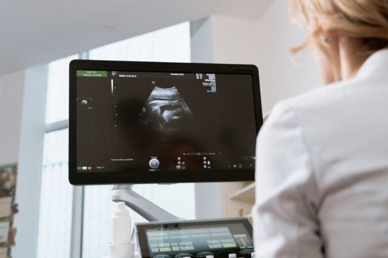 7 Reasons Why Bernhard Scheja's Medical Training Prepared Him for Point-of-Care Sonography 2 7 Reasons Bernhard Scheja Excels in Point-of-Care Sonography